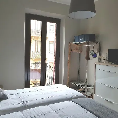 Rum i privatbostad La Casa De Maria San Sebastián